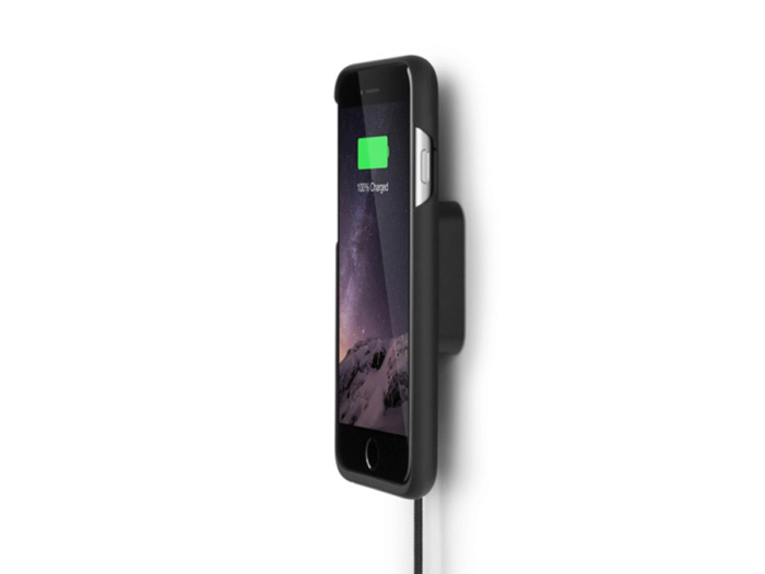 фото Комплект чехла и настенного зарядного устройства XVIDA iPhone 7 PLUS Charging Home Kit (WHKIS-01W-EU), белая док-станция