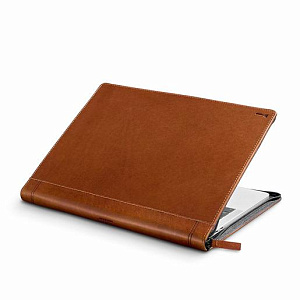 Чехол кожаный Twelve South Journal для MacBook Pro 13" USB-C. Материал натуральная кожа. Цвет коричневый.
Twelve South Journal for 13" MacBook Pro USB-C - Cognac